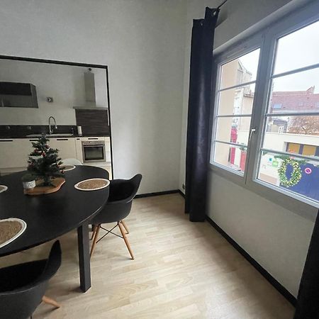Le Nid De Sacha Apartment Еперне Екстериор снимка